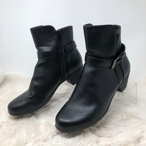 Coach and Four Black Recover Ankle Boots Women's 9.5M - Picture 2 of 8